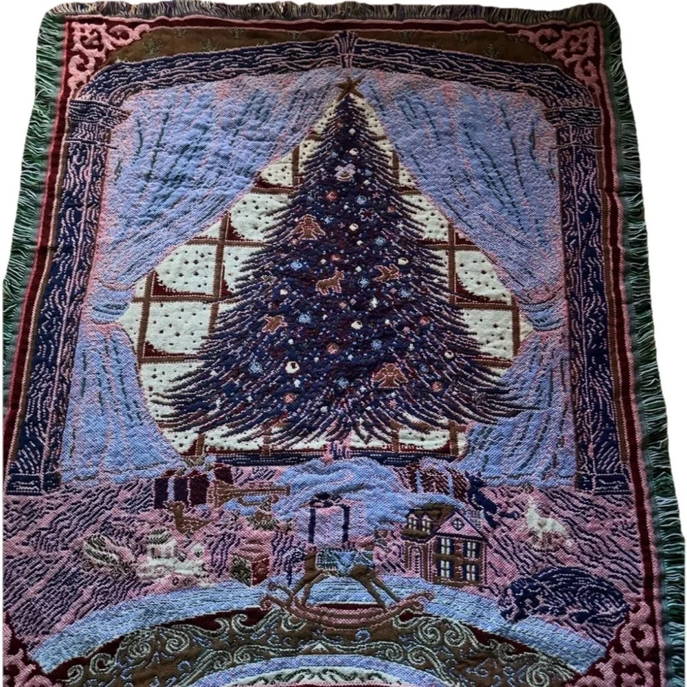 Holiday Tapestry Blanket with Christmas Tree Design